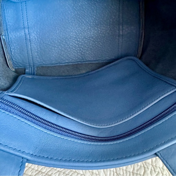 Coach Vintage Waverly Tote 4133 Blue Periwinkle Glovetanned Leather 1997 RARE - Picture 14 of 14